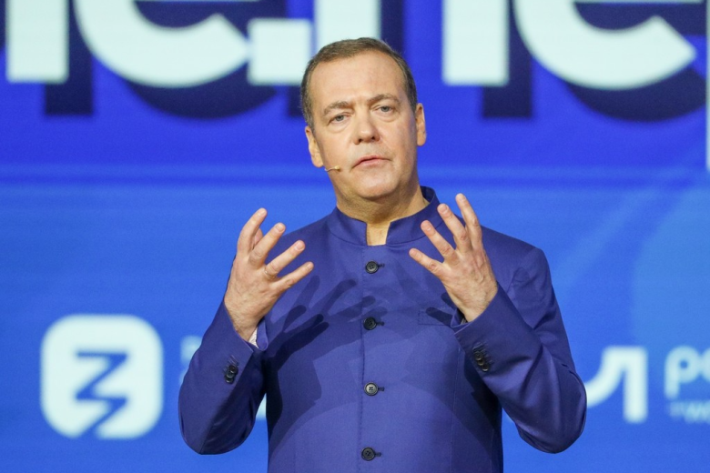 Дмитрий Медведев