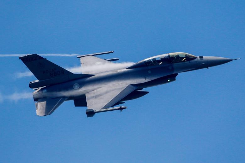 F-16