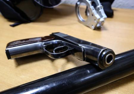 Угрожавшего стрельбой в школе сына чиновника психолог называл адекватным