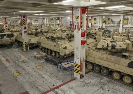 Политолог обвинил США в разрушении военной инфраструктуры Европы
