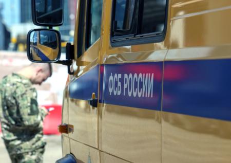 ФСБ и ФНС раскрыли схемы вывода в «тень» медицинского и пищевого спирта