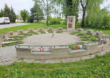 В Австрии вандалы осквернили памятник советским солдатам
