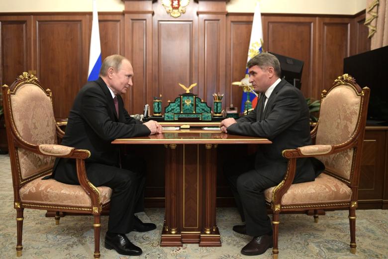 Владимир Путин и Олег Николаев