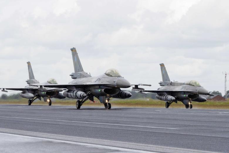 F-16