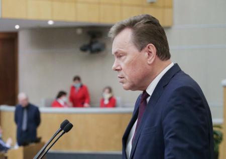 Арефьев отреагировал на призыв покинуть пост из-за слов о собачниках