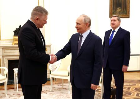 В ЕС забили тревогу из-за сближения ряда стран Европы с Россией