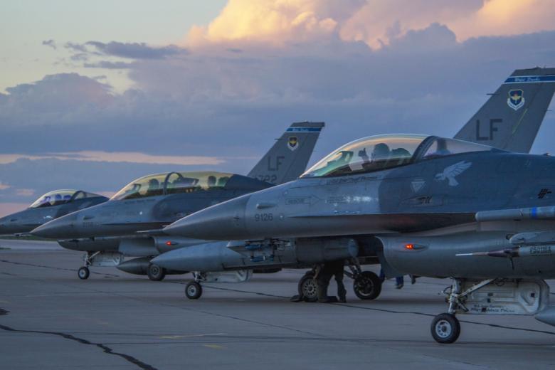 F-16