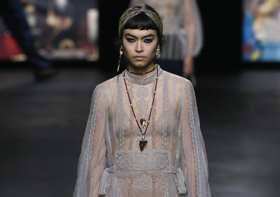 CHRISTIAN DIOR 