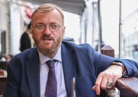 Милонов предложил перенести обучение «фриковым» профессиям в колледжи