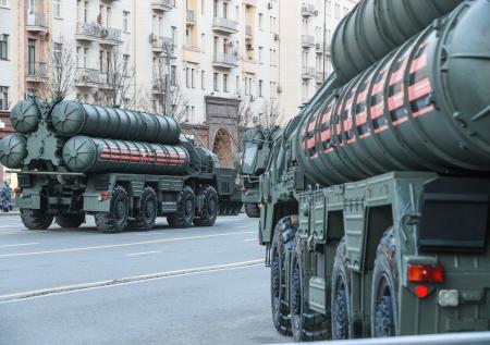 Пятничный брифинг: куда заведут Россию, Турцию и США споры по С-400