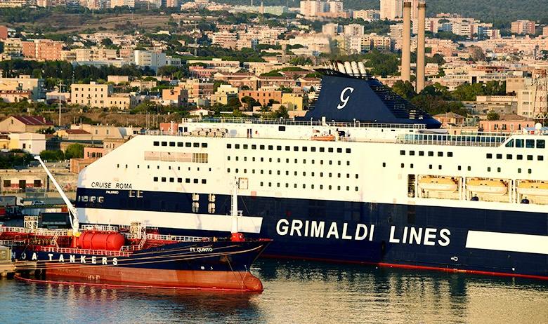 Судно Cruise Roma
