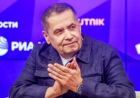 «Прямо с конвейера»: Расторгуев рассказал, как дарил «Урал» бойцам из ДНР