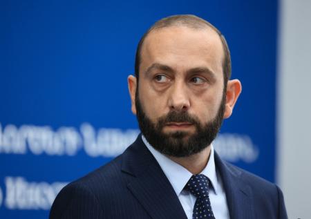 Ереван рассматривает идею Казахстана об армяно-азербайджанской встрече