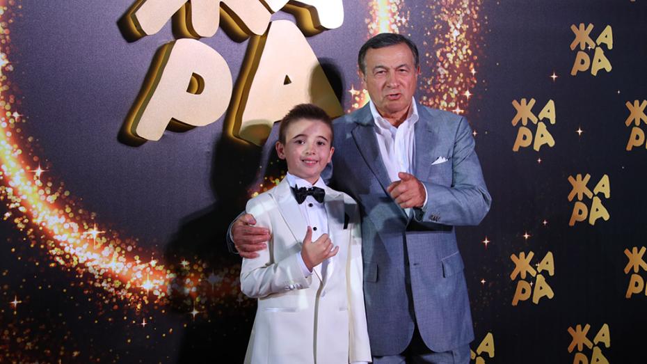 Араз Агаларов с внуком