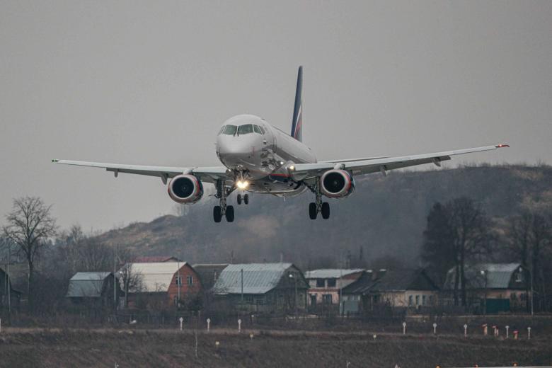 Sukhoi Superjet 100