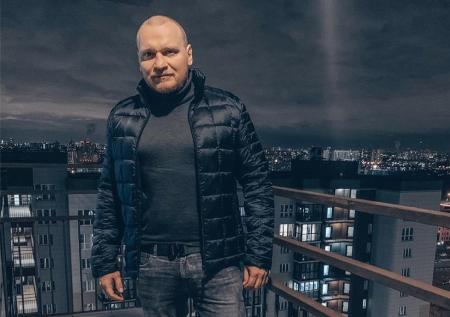 Ведущего «Битвы экстрасенсов» Сафронова уволили за взятки