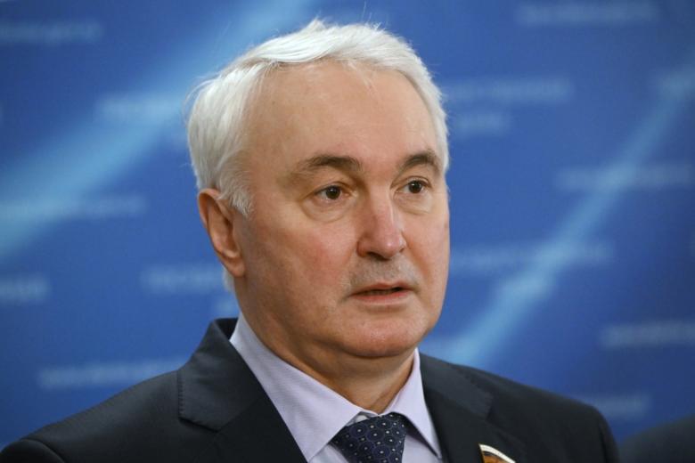 Глава комитета Госдумы по обороне Андрей Картаполов