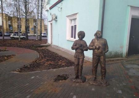 Памятник знаменитому персонажу Юрия Никулина украли под Петербургом