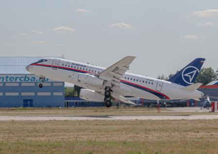 Путин потребовал наладить техобслуживание самолетов Sukhoi Superjet