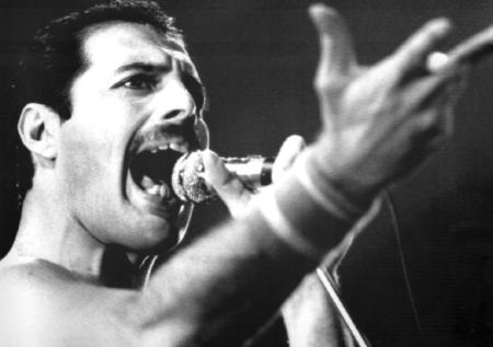 Queen: как «королевская» группа Великобритании получила статус культовой