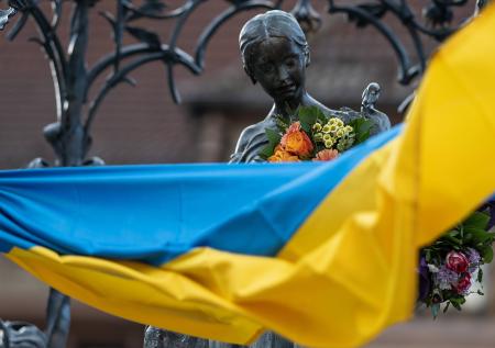 Лавров: никто не собирается оккупировать Украину