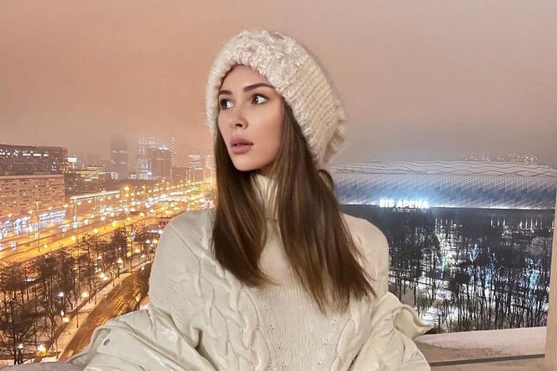 Анна Заворотнюк