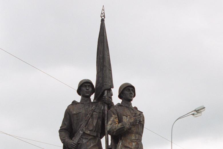 Литва, Вильнюс. Памятник советским воинам - освободителям Вильнюса от фашистов