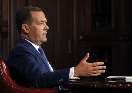 Медведев призвал США к сотрудничеству с Россией против терроризма