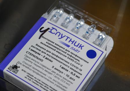 Инфекционист рассказал, в каких случаях стоит прививаться «Спутником Лайт»