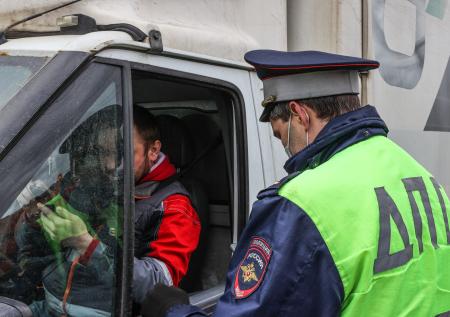 Названы нарушения, за которые российских водителей будут лишать прав
