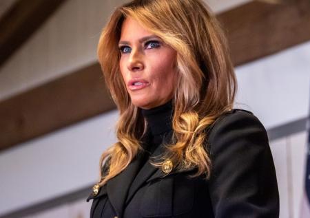 Daily Star: о вражде Мелании Трамп с Иванкой появится книга 