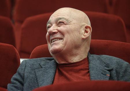 Познер с юмором ответил Губерниеву, назвавшему его трёхголовым драконом
