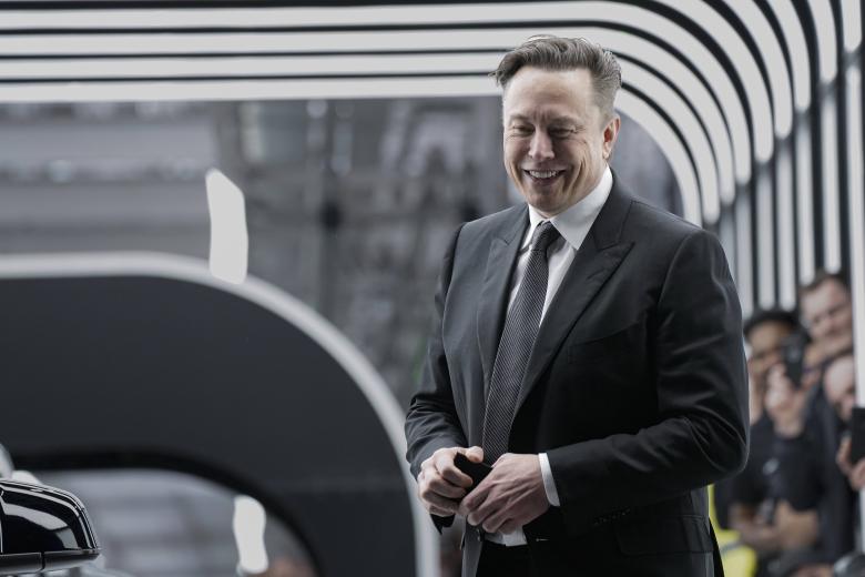 Основатель компаний SpaceX и Tesla Илон Маск