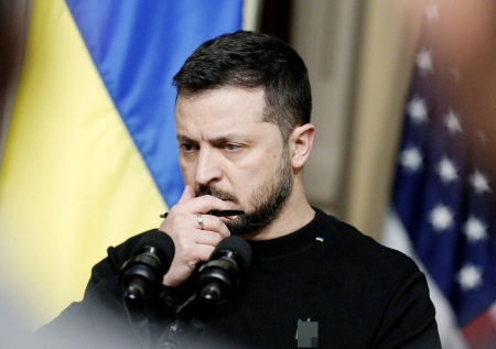 Знаменитый «шаман» из Капитолия увидел в лице Зеленского посмешище