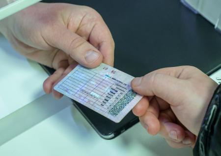 ГИБДД напомнила о сроке продления водительских прав