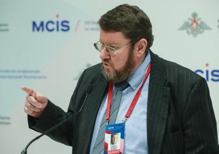 Сатановский ответил Смирнову на слова о «жёнах-проститутках»