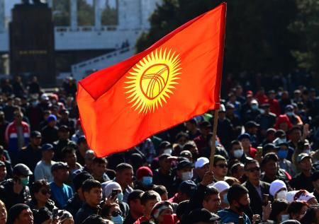 Криминал прорвался во власть Киргизии
