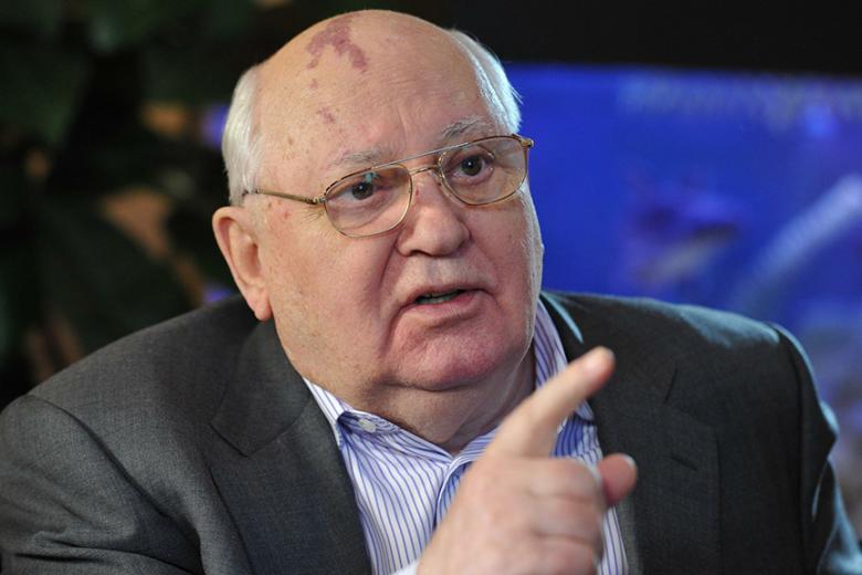 Михаил Горбачев