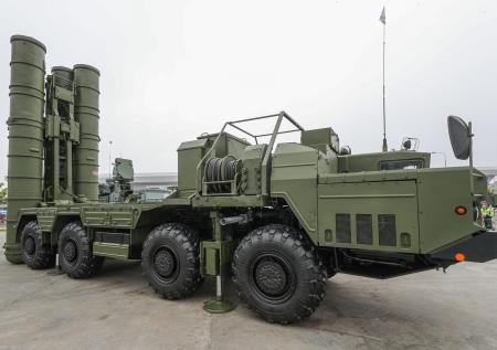 Один ушел, другой грохнулся. Русские пушки оставили Зеленского без F-16