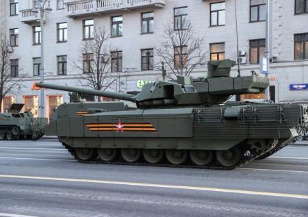 Военэксперт объяснил, почему танк «Армата» не имеет себе равных
