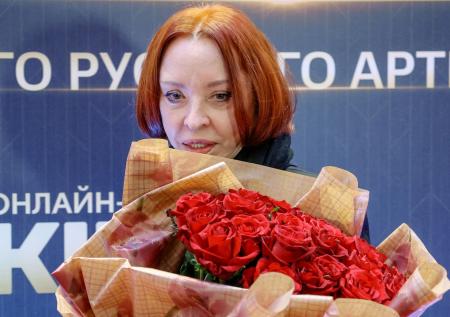 «Должно быть стыдно»: Вертинская высказалась об уехавших артистах