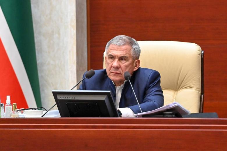 Рустам Минниханов