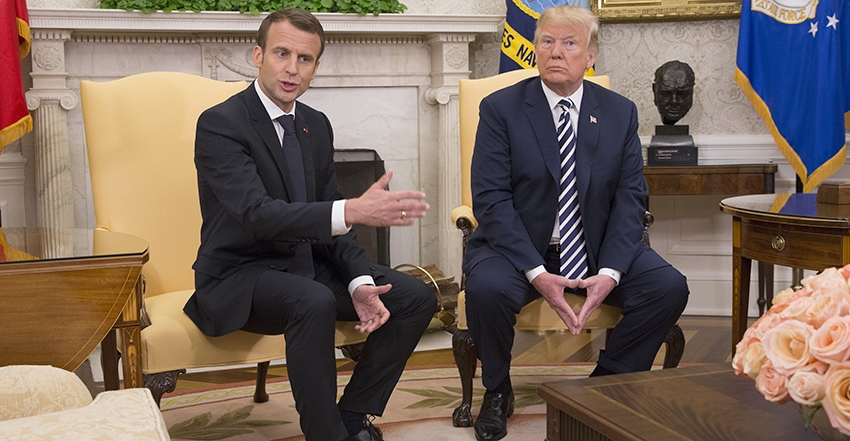 Президент Франции Эмманюэль Макрон и президент США Дональд Трамп