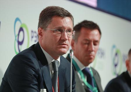 Новак оценил решение ОПЕК+ по сокращению добычи нефти