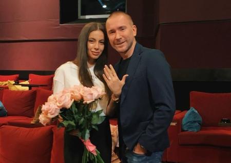Потерявший семью в авиакатастрофе Винник рассказал о предстоящей свадьбе 