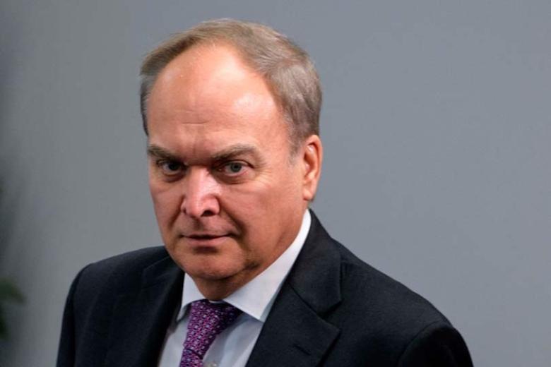 Анатолий Антонов