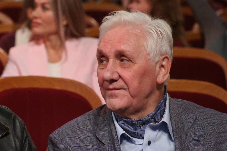Валерий Абрамов на сборе коллектива Центрального академического театра Российской армии перед открытием 93-го сезона