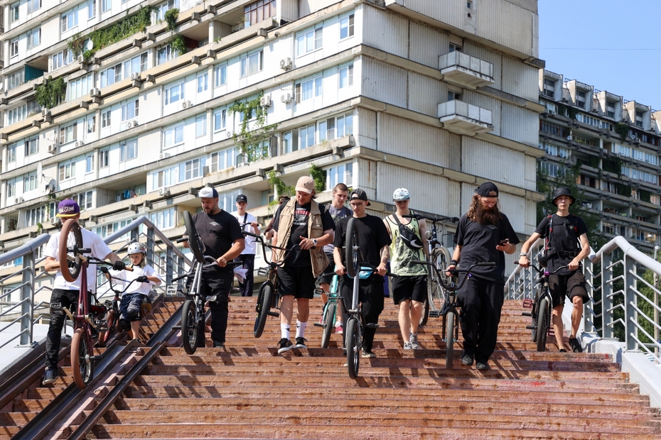 На «Волчью стаю» съезжаются райдеры со всей Москвы 