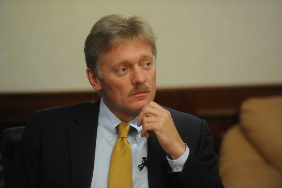 Песков заявил, что в РФ приветствуют мигрантов, но борются с нелегальной миграци