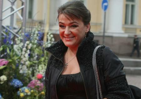 Актриса Мельникова назвала размер своей депутатской зарплаты